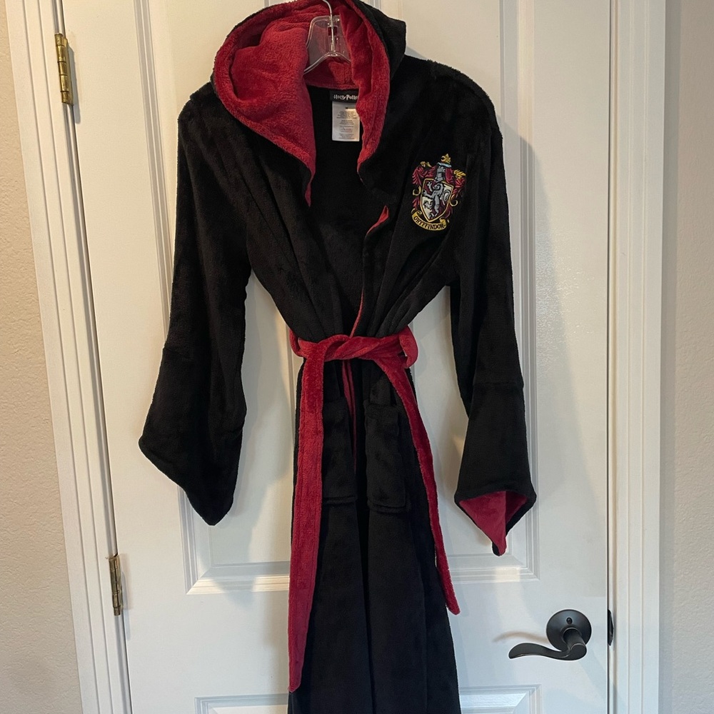 Harry Potter Red and Black Hooded Youth Robe